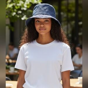Super EUC Dior Navy LOGO Bucket Hat